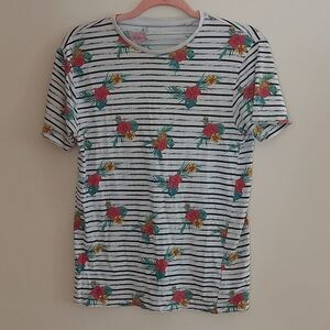 Primark tropical tee sz. S